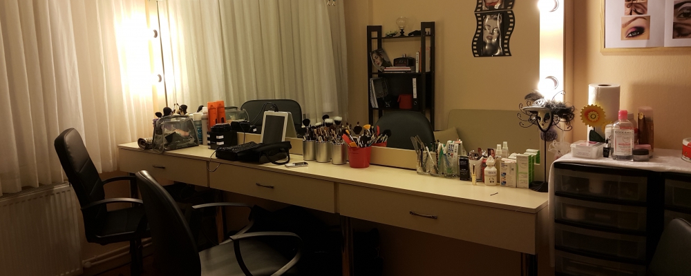 Makyaj çalışma ofisi