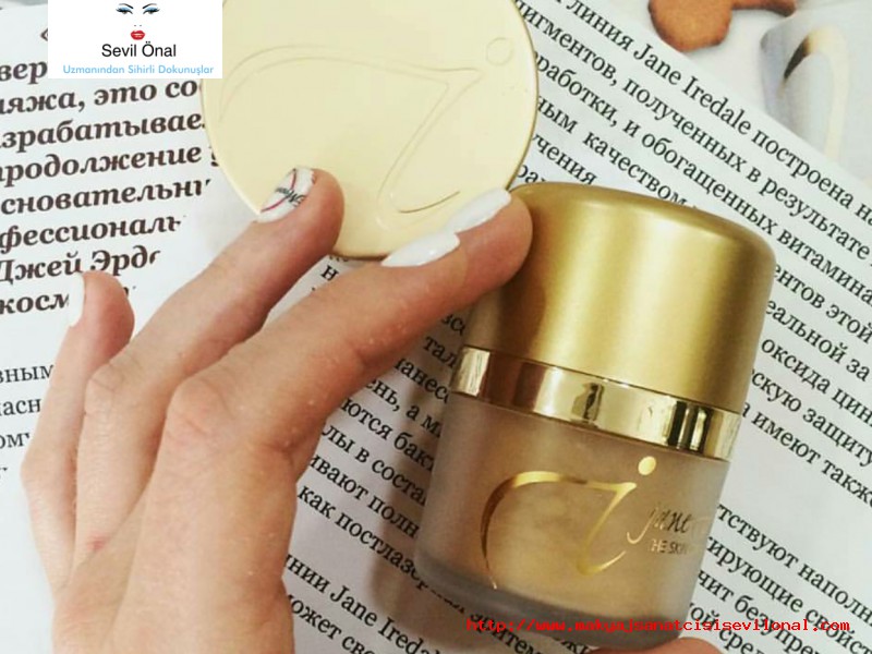 JANE İREDALE Sevil Onal Makyaj Sanatçısı