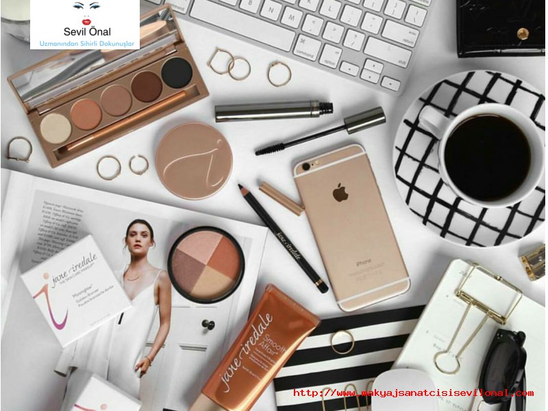 JANE İREDALE Sevil Onal Makyaj Sanatçısı